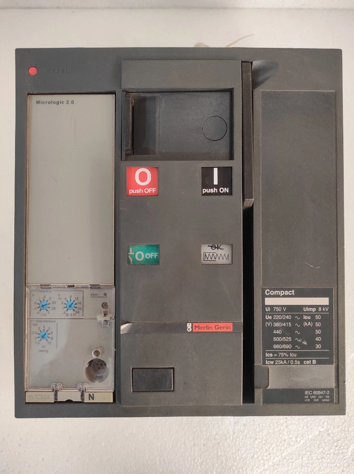 Schneider / Merlin Gerin ns1250n / Compact NS1250N Adapted Circuit Breaker (ACB)